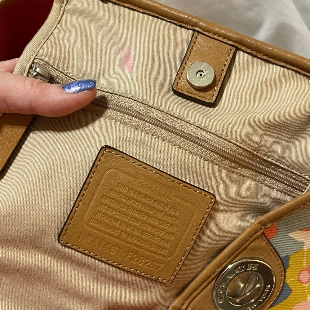 COACH Hadley Floral Tote - Stylish & Spacious Canvas with Leather Trim
